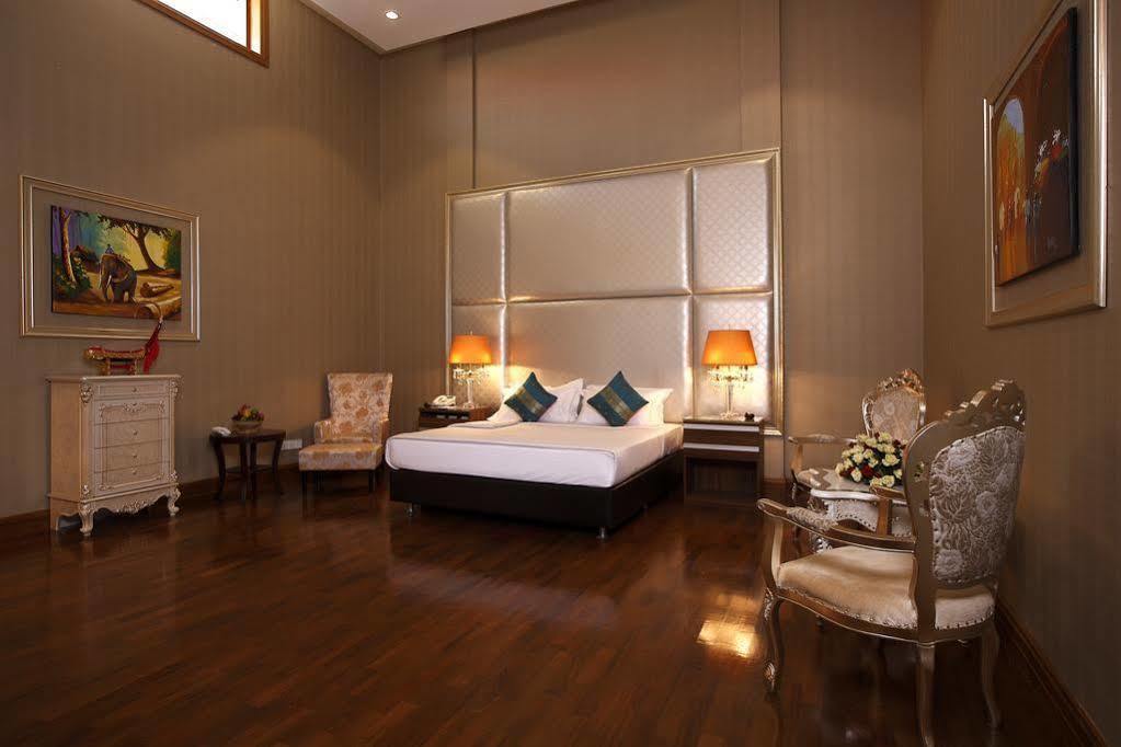 Horizon Lake View Resort Naypyidaw Exterior photo